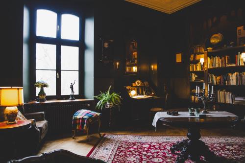 Wohnung Ruth- Turmzimmer Anno1869 Herrenhaus Viecheln - Behren-Lübchin