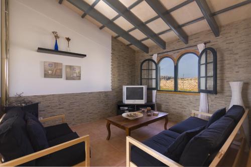 Villa Lira - image 2