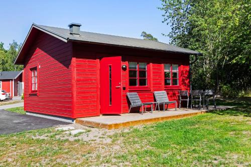 2 bedrooms, 4 beds