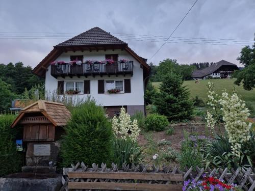 A szálláshely kívülről, Gästehaus Rehm (Gastehaus Rehm) in Biberach