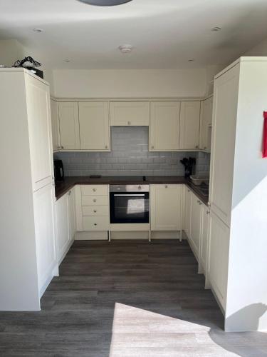Seaview House with Sea View Brand New- 3 Bedrooms - Harwich, Dovercourt in 哈里奇