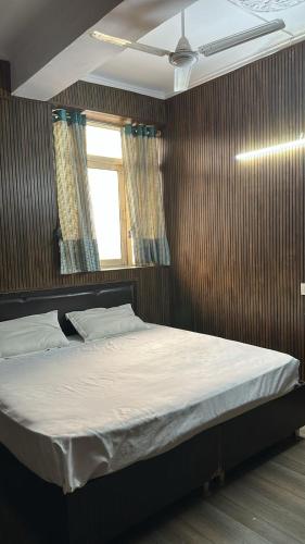 Pinjore hotel & Restaurant in Pinjaur