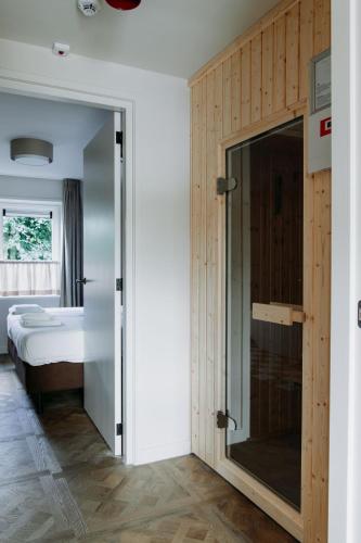 Sauna, Niyuna wellness apartments in Texel