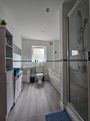 Stunning 2 Bed Flat with Charming Patio, Cambridge (foto 7)