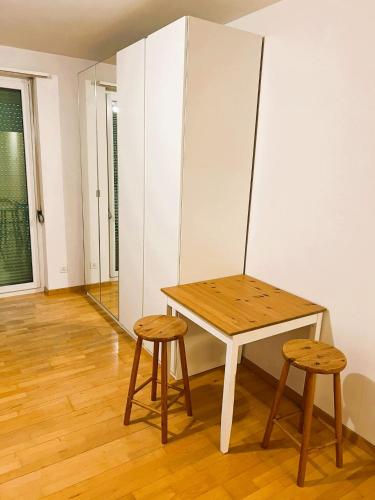 Charming City Center Flat with Balcony Steps from Zurich Historic Schloss, Curych (fotografie 5)