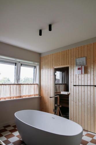Sauna, Niyuna wellness apartments in Texel