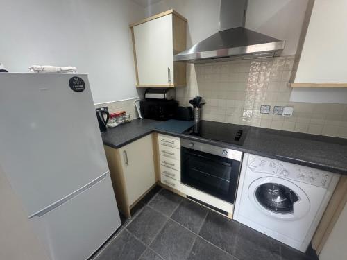 2 Bedroom Apartment - Henry St Central Liverpool, Liverpool (photo 10)