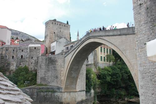 Sali Mostar, Mostar