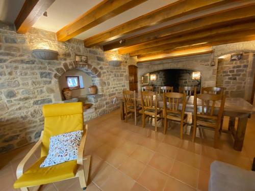 Gîte Le Valat (Gite Le Valat) in 佩雷洛