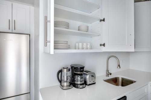 편의 시설/서비스, Blueground Lenox Hill view nr Central Park NYC-1087 near 메트로폴리탄박물관