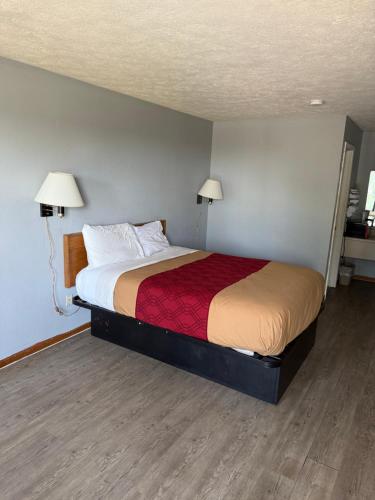 Lakeview Inn - image 3