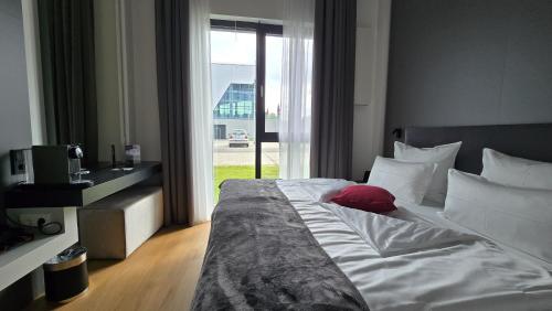 1 queen bed