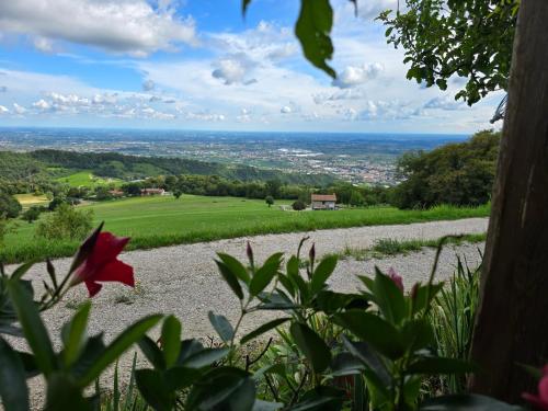 附近景點, La Finestra sul Mondo in 維托廖韋內托