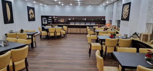 Ételek és italok, Stadt-Gut-Hotel Zum Rathaus in Oberhausen Városközpont