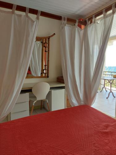 Agréable Studio vue mer au Trois Îlets (Agreable Studio vue mer au Trois Ilets) in Les Trois Ilets