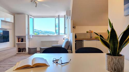 สภาพแวดล้อมโดยรอบ, PETRARCA Super Attico in ปอร์โตซาน จีออร์จีโอ