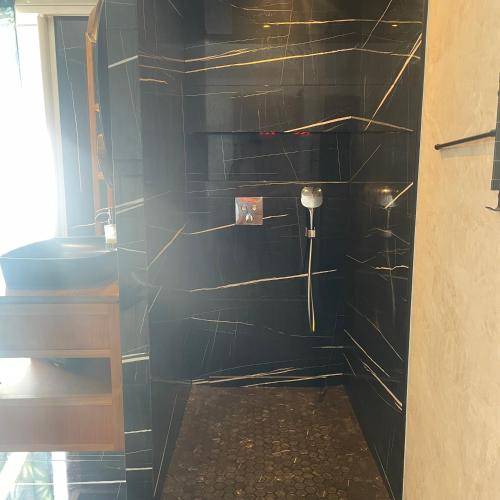 ห้องน้ำ, Villa Mer Veille in เบราร์ด