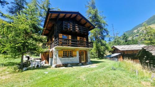 Chalet l Houtot in Lannaz, Schweiz