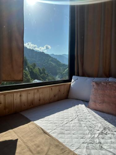 villa kapreshumi in Sareki