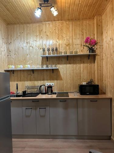 villa kapreshumi in Sareki