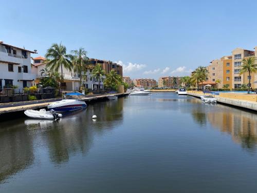 Apartamento Vacacional en la zona mas cotizada de Lecheria near Lavandería Margarita
