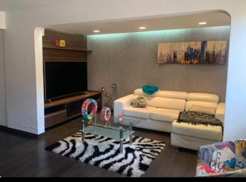 Apartamento Vacacional en la zona mas cotizada de Lecheria near Lavandería Margarita