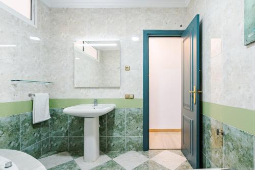 Hotel Agur - image 8
