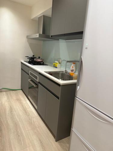 十三 居 in South District