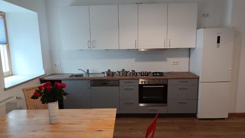 virtuve, Ferienwohnungen zur POST 1 in Breitenbrunn (Bavaria)