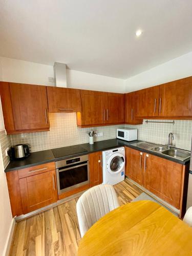 Chic Duplex w Rooftop Retreat, Dublino (foto 5)