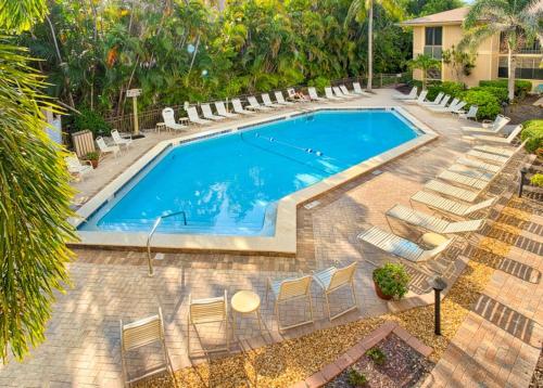 Coquina Beach 1F condo in Sanibel (Florida)