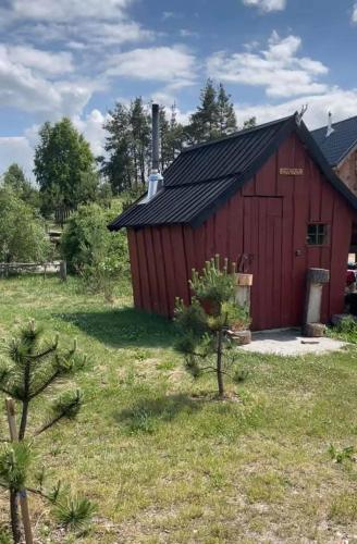 Domek Wojtuś,wilcza chatka na Kaszubach koło Golubia,z balia i sauna,2 osobne sypialnie