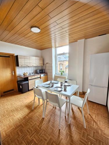 廚房, MR Living I moderne Apartments mit Einzelbetten, voll ausgestattete Kuche, WLAN, Parkplatz, ideal fu in 迪倫堡