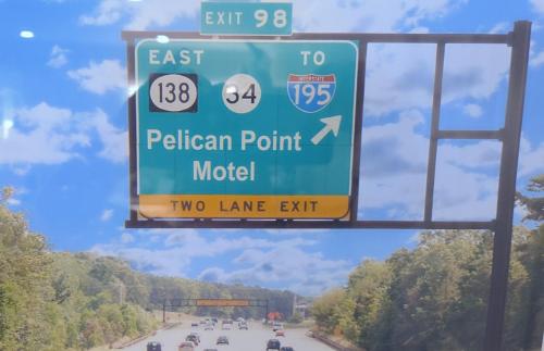 Pelican Point Motel