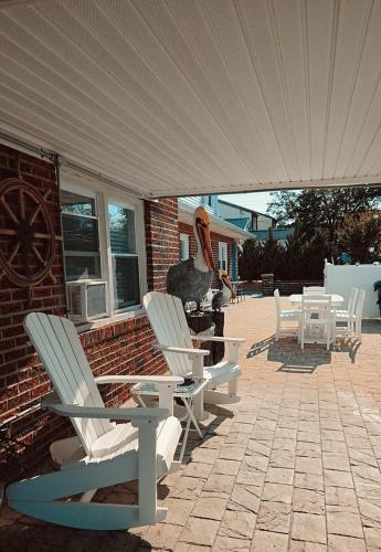 Pelican Point Motel