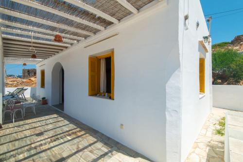 Zunanjost, Ceramic Lempesis House in Cherronisos