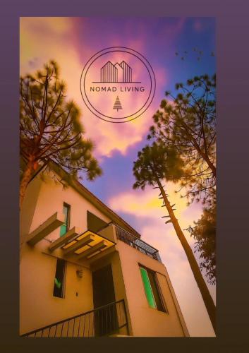 Nomad Living -Hillside Harmony - Srinagar