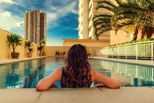 Piscina, Delmond Hotel in Cuiaba