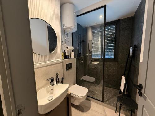 Central Luxury Apartment with Fast Fiber WiFi, Terrace & Free Parking in Casablanca Close To KFC MCDO & School Group La Résidence Boulevard 2 Mars, Casablanca (fotografie 7)