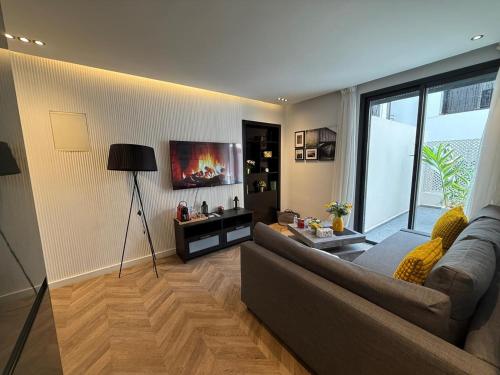 Central Luxury Apartment with Fast Fiber WiFi, Terrace & Free Parking in Casablanca Close To KFC MCDO & School Group La Résidence Boulevard 2 Mars, Casablanca (fotografie 10)