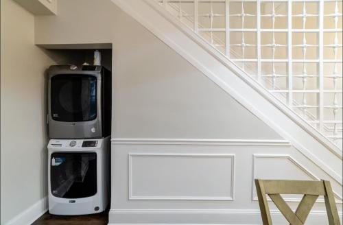 Bronzeville 42 Art & Hospitality in Grand Boulevard