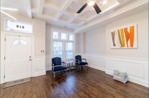 Bronzeville 42 Art & Hospitality in Grand Boulevard