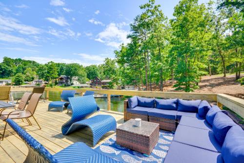 Badin Lake Cabin with Dock and 2-Story Boat Slip! - image 7