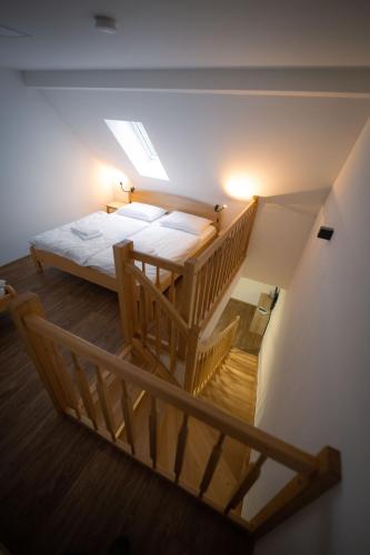 1 queen bed, 2 twin beds, 1 sofa bed