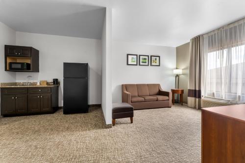 Comfort Inn & Suites - Fort Gordon - image 6