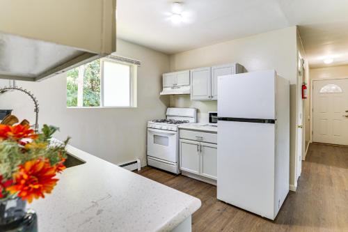 2 Mi to The Marketplace Spring Valley Apartment in 春谷