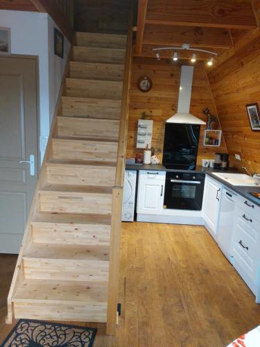 Kitchen, TIPI d'ANAIS in Glandon