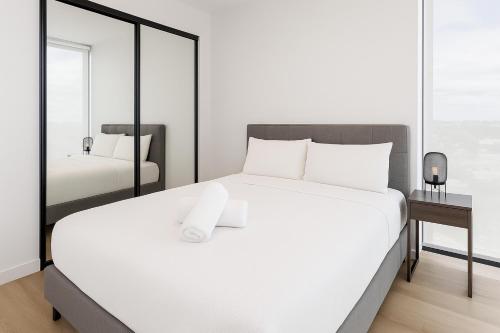 Modern Minimalist Apartment near Ausztrál Sportintézmény