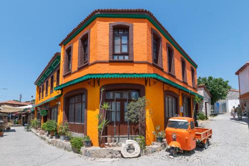 Han Urla Otel