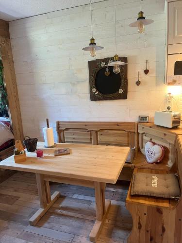 Le Grand Refuge de Léonor (Le Grand Refuge de Leonor) in มูติเยร์